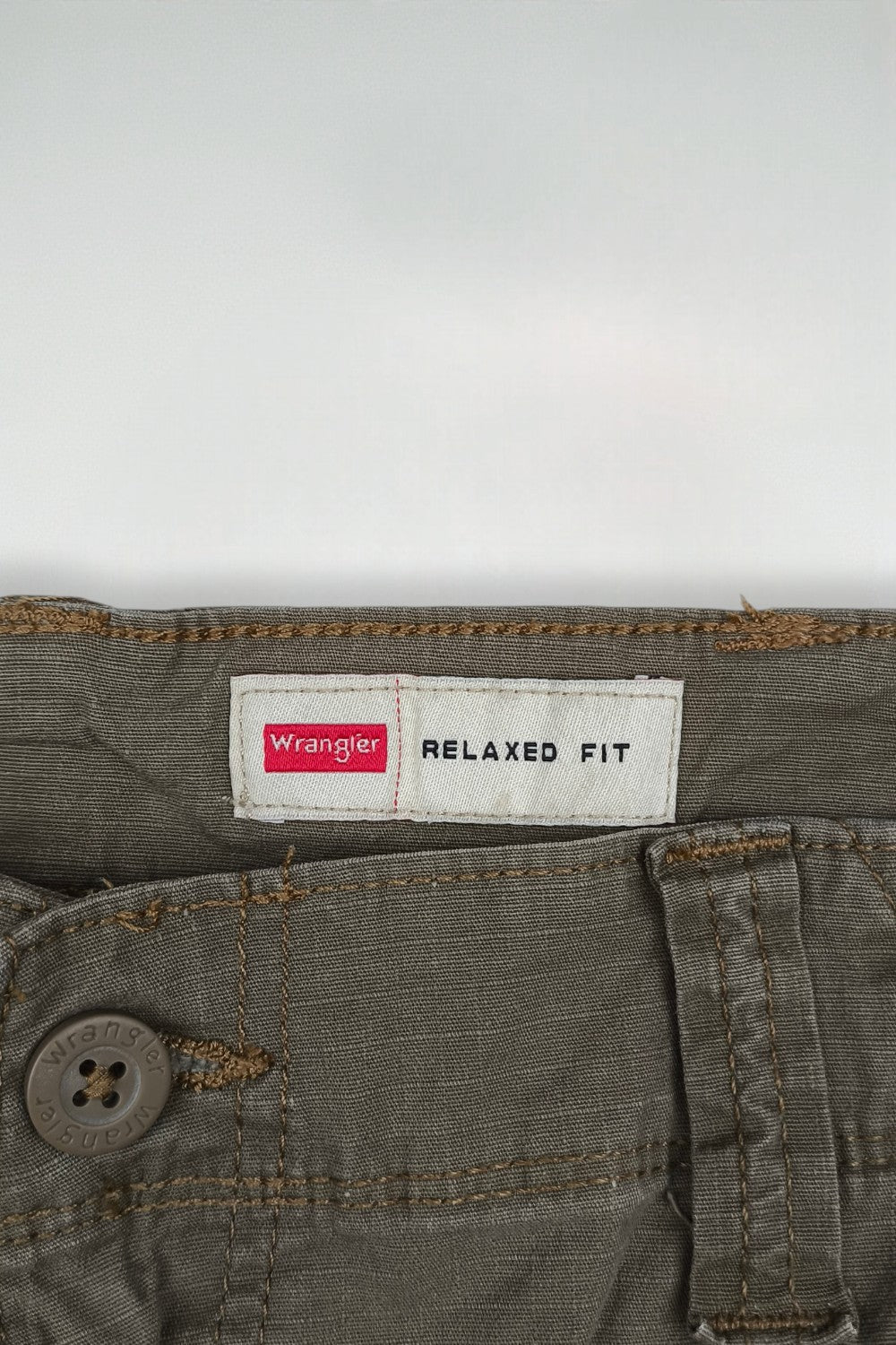 Vintage Wrangler Relaxed Fit Cargo Shorts Brown