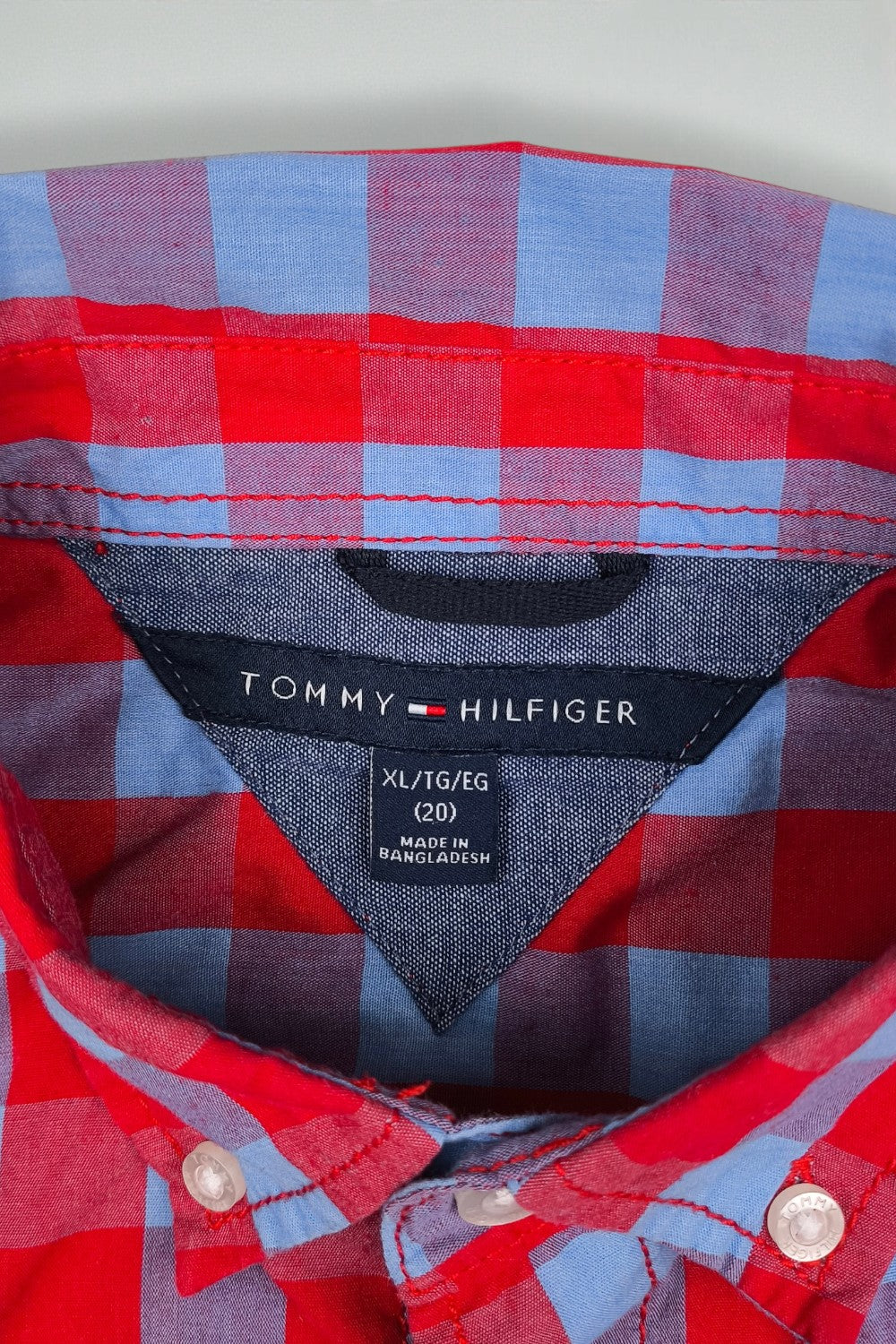 Second-Hand Tommy Hilfiger Youth XL Check Shirt | Red Blue