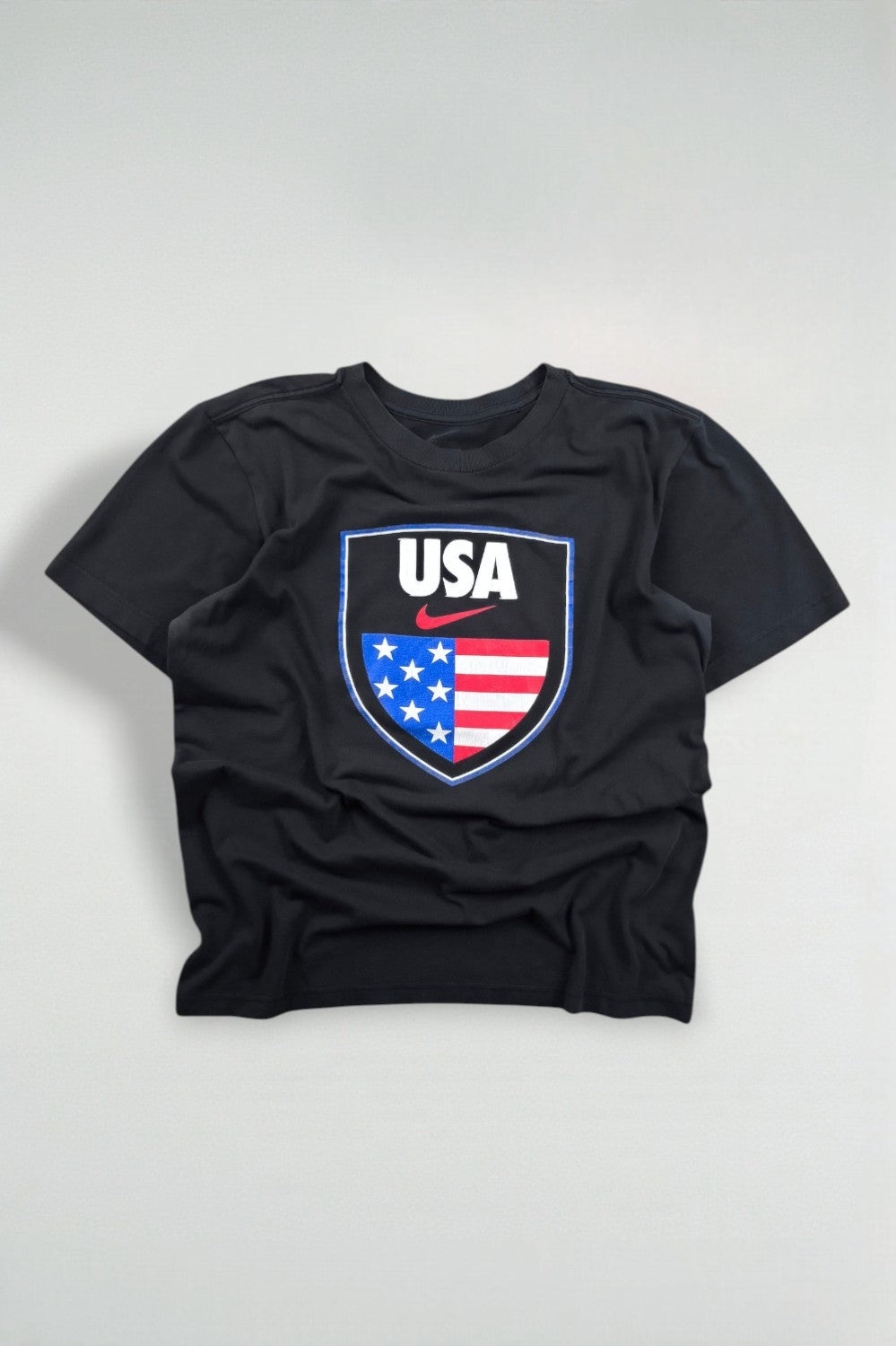 Maglietta vintage Nike USA Soccer Shield nera | Abbigliamento della squadra anni 2010