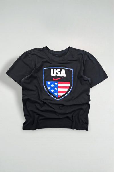 Maglietta vintage Nike USA Soccer Shield nera | Abbigliamento della squadra anni 2010