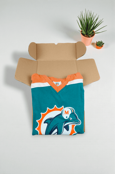 Maglietta vintage con grafica dei Miami Dolphins della NFL, verde acqua e arancione | Abbigliamento per tifosi anni 2000